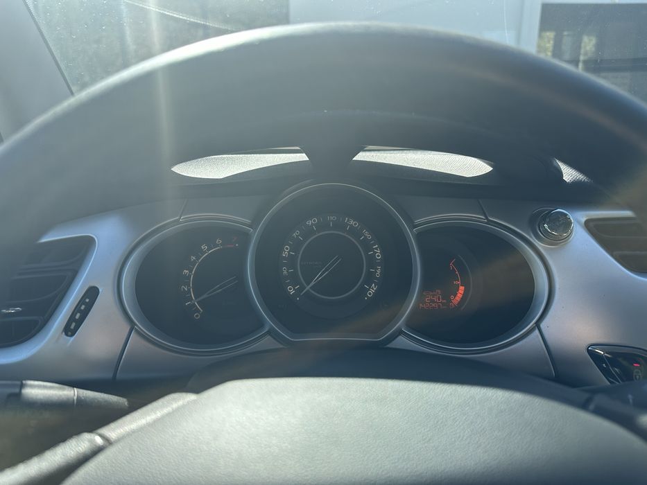 Citroen c3 1.1i com apenas 142000 kms