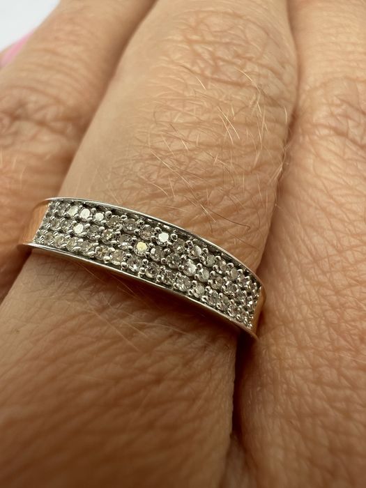 Золотое кольцо с бриллиантами р.16 желтое золото 585 проба