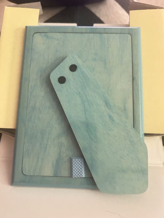 Moldura de Criança para Móvel