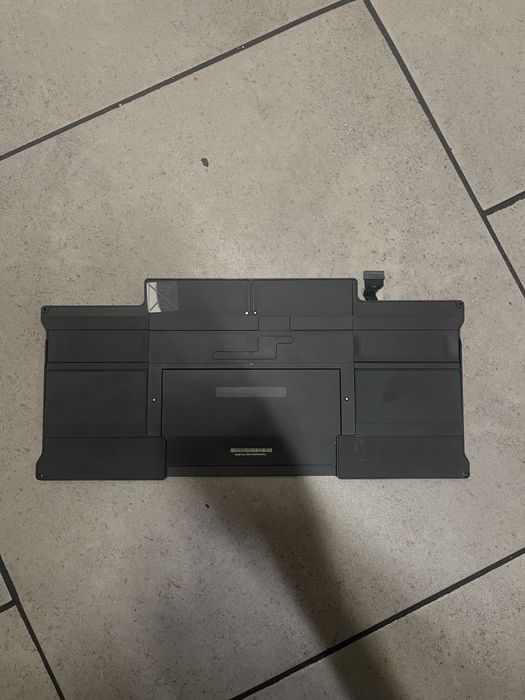 Аккамуляторная батарея MacBook A1405