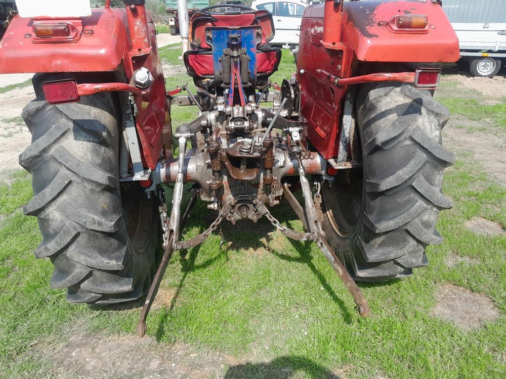Massey Ferguson 133 jak (Ford DextaUrsus c360 3p mf 235.235.3512)