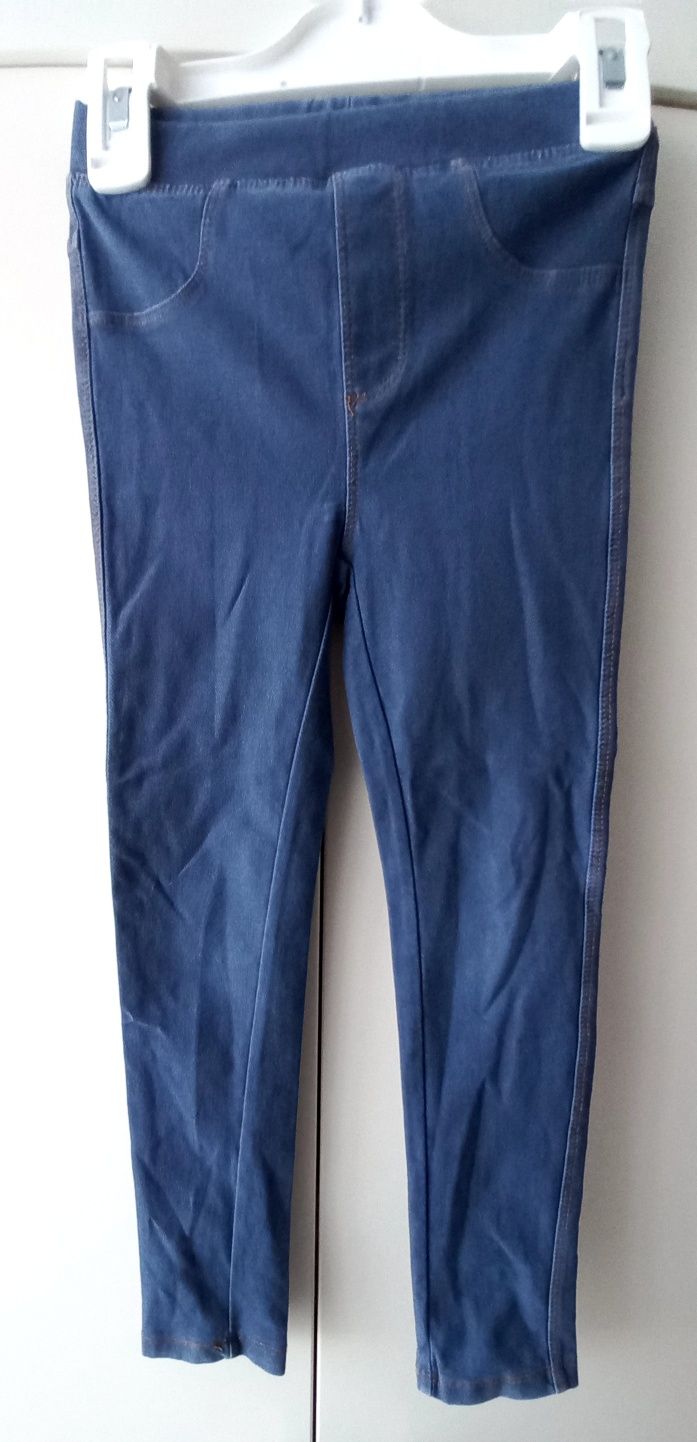 Reserved r.110 sweter tęcza,bluza króliczek,legginsy