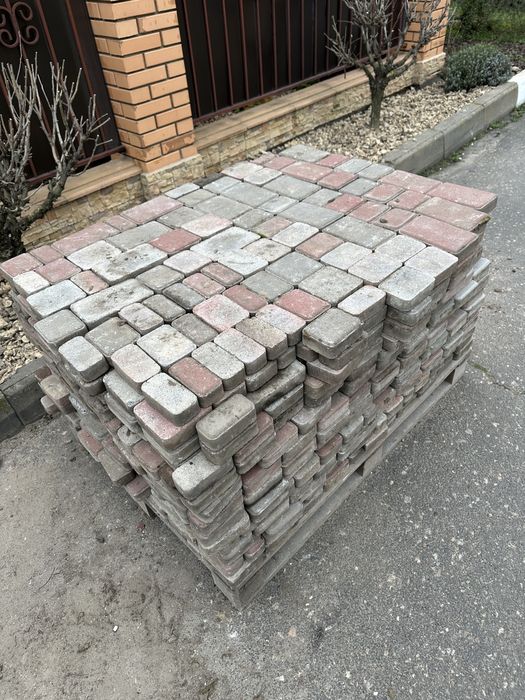 Продаю вживану тротуарну плитку “Старе Місто” вживану