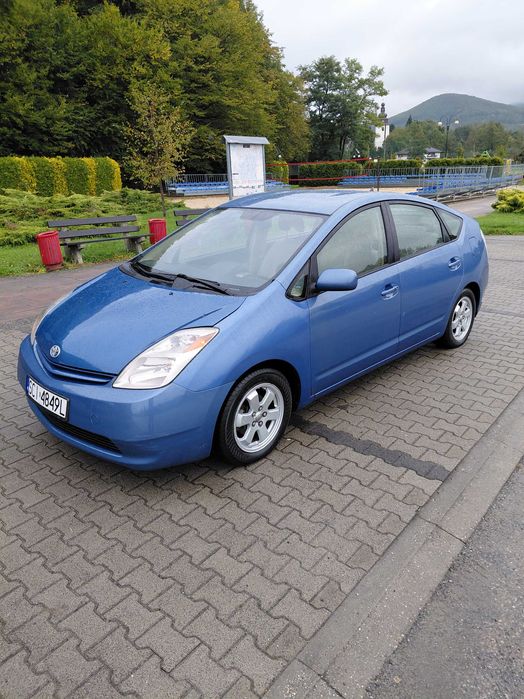 Toyota prius 2 hybryda