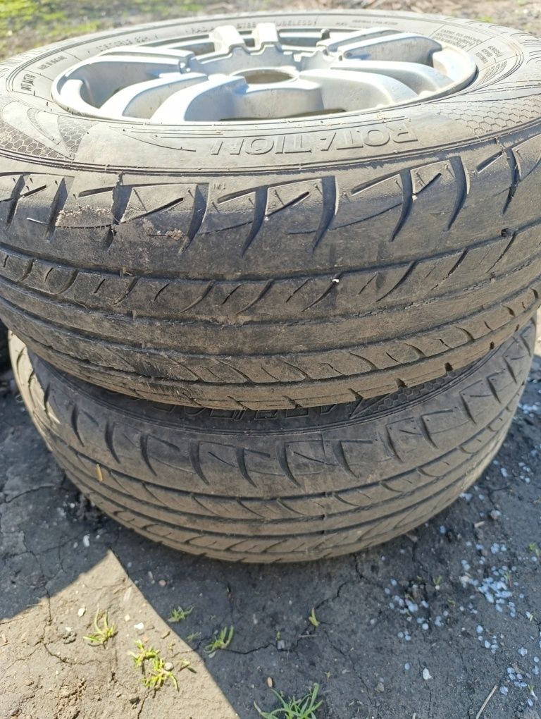 Продам титаны с резиной 175/70 R13