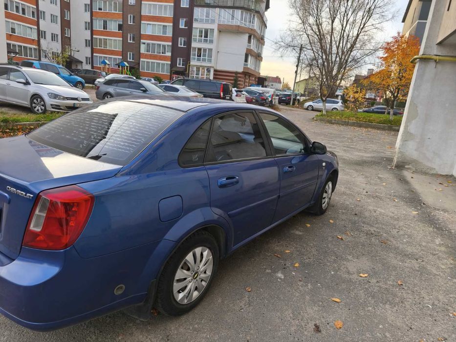 Шевроле Лачетті  седан