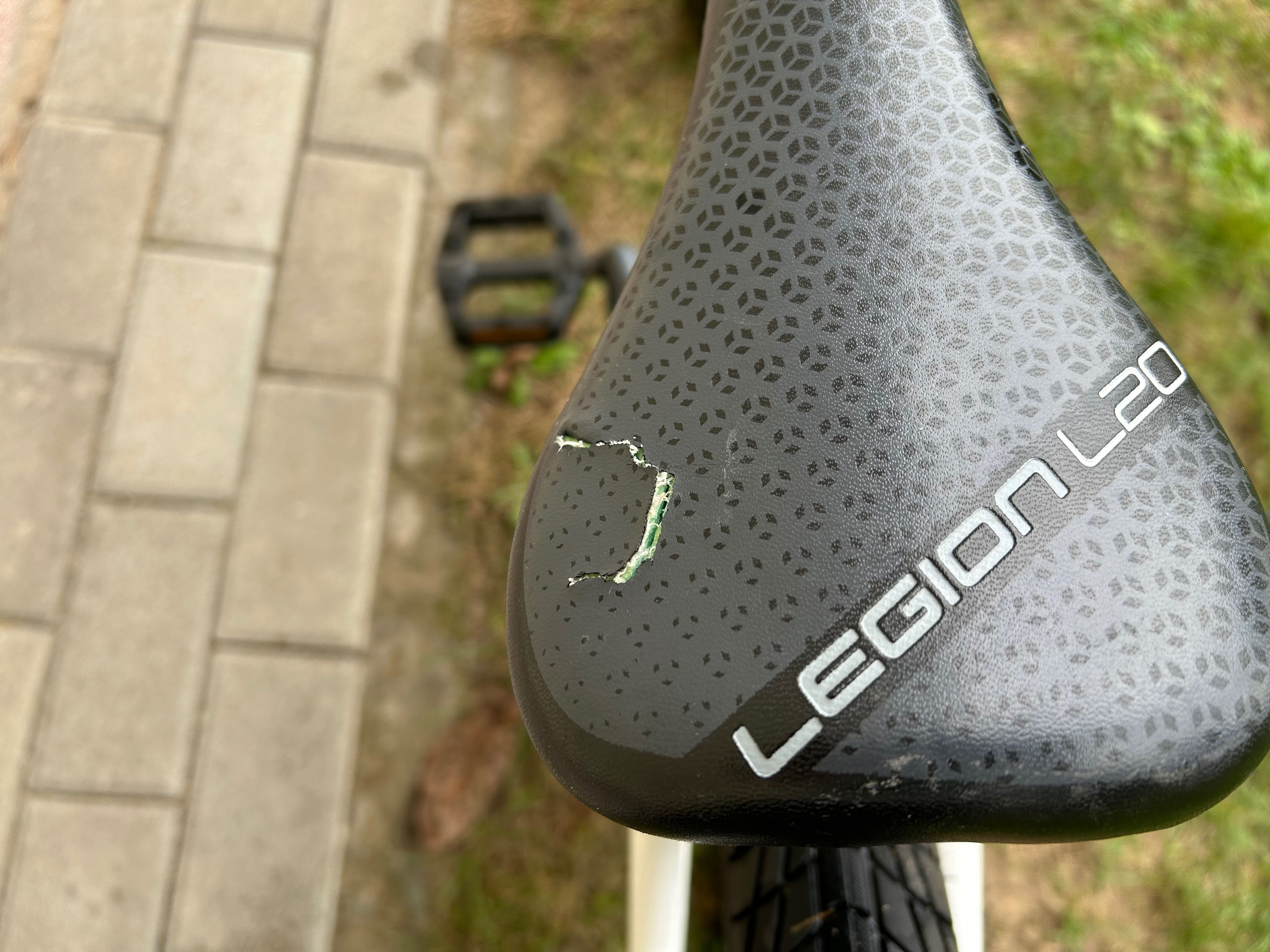 Rower BMX mongoose legion L20