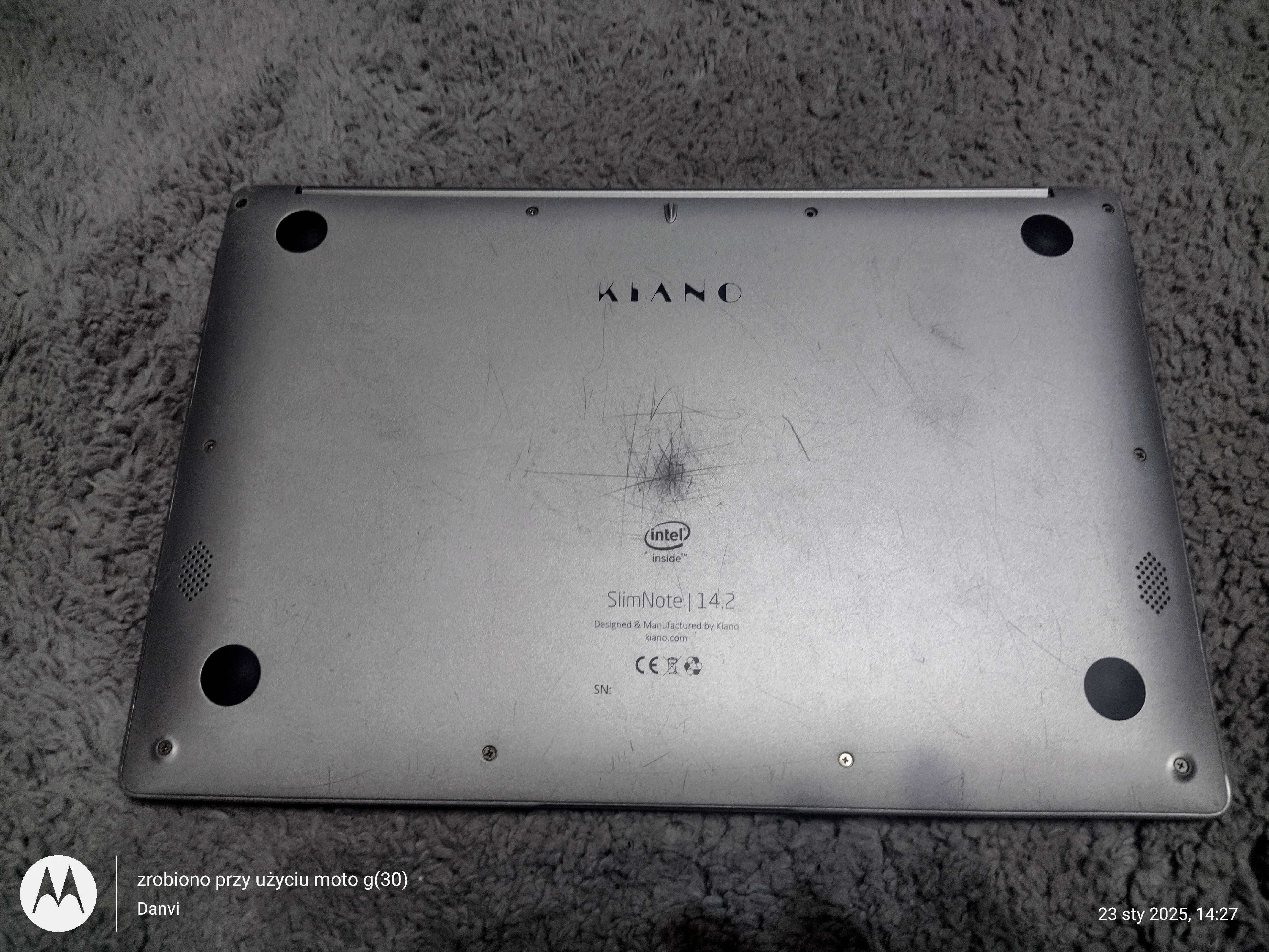 srebrny Laptop Kiano slim note