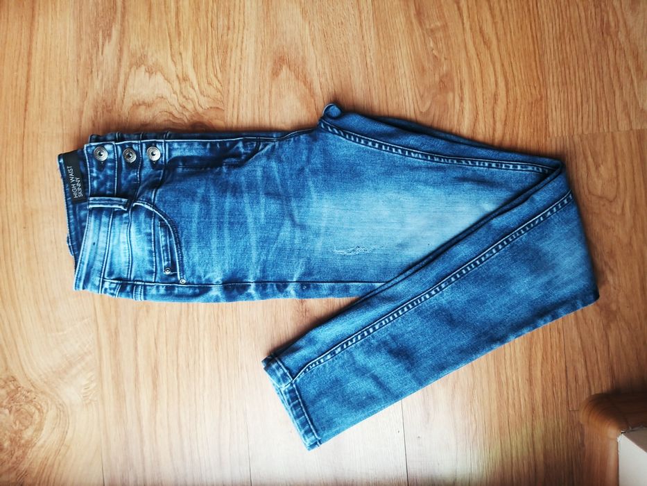 Ciemne granatowe skinny high waist stan stanem m 38 spodnie rurki