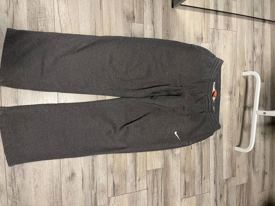 Spodnie dresowe nike