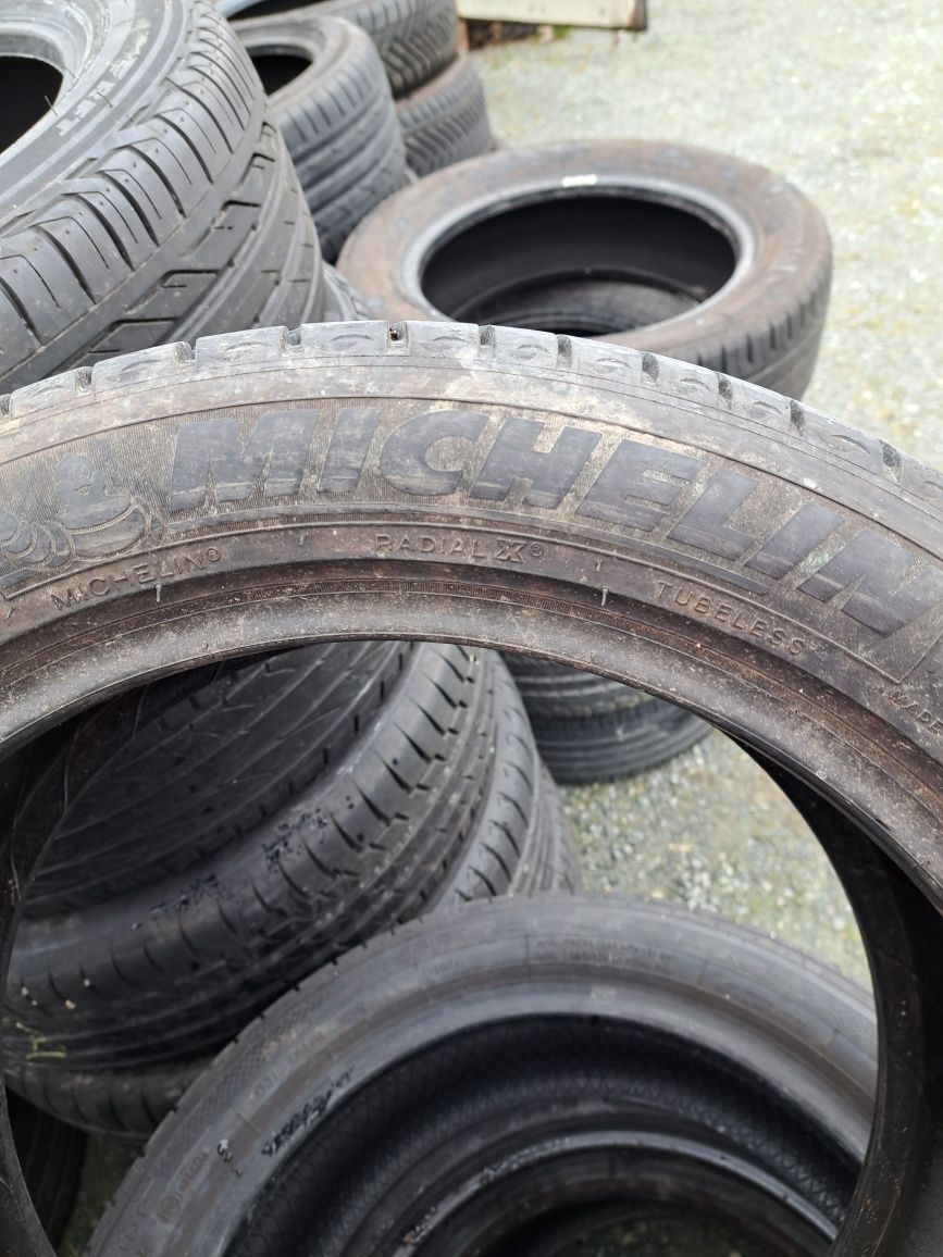 Opona pojedyncza 235/45R17 Michelin Primacy HP