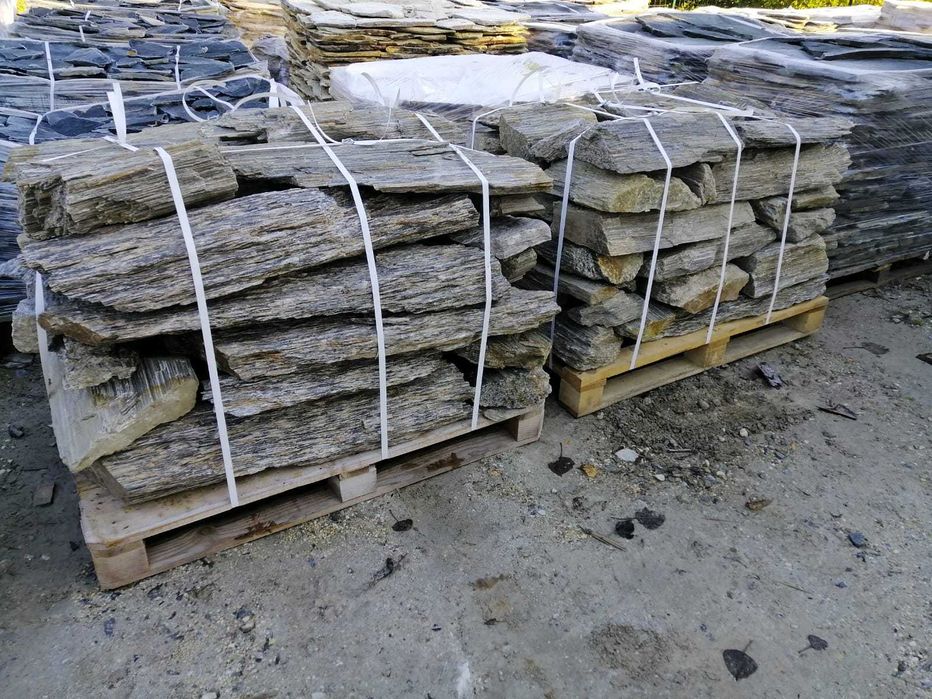 Szpilki gnejsowe ozdobne 20-120 cm głazy z kory pasiaste TONA dostawa