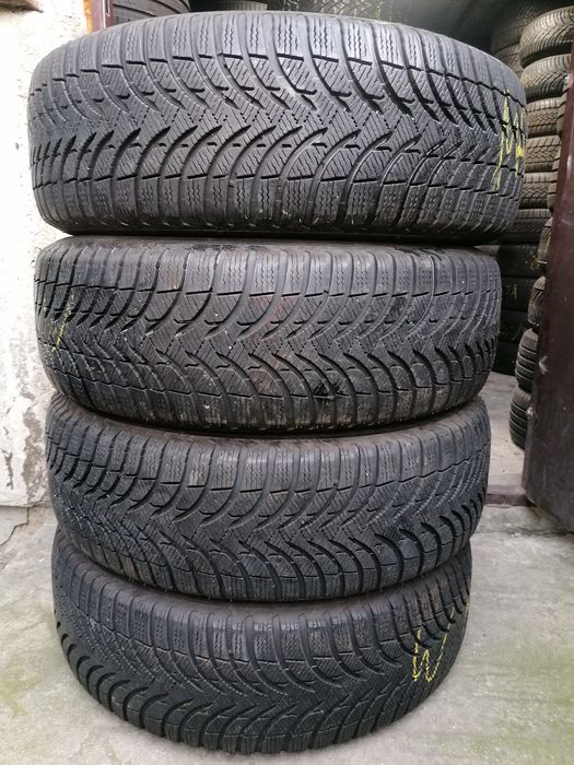 215/60/17 Michelin 2024 rok zimowe