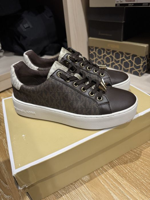 Взуття Michael Kors