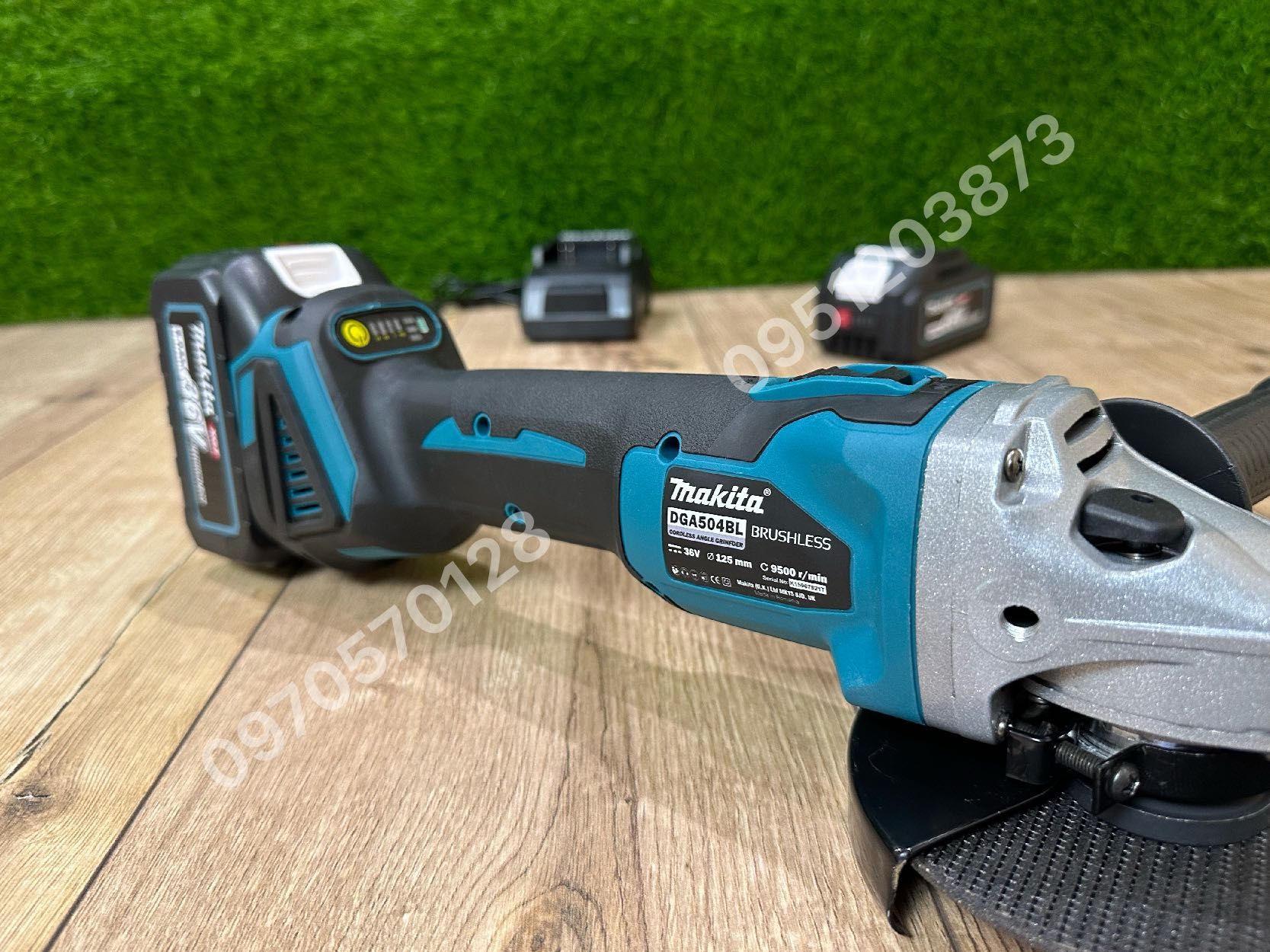Аккумуляторная угловая шлифмашина Makita DGA 504 36V 8Ah болгарка ушм