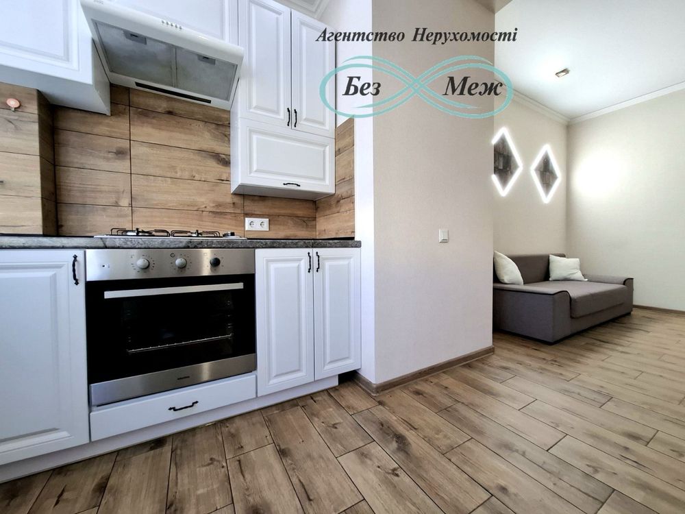 1к 40 кв м з ремонтом в центрі ЖК Софія вул.Братська 12