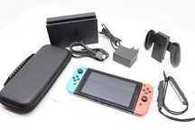 Konsola Nintendo Switch 32GB Pokrowiec