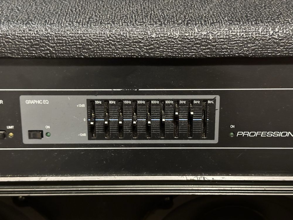 Combo Ampeg B2-48 (USA) głośniki 4x8 cali