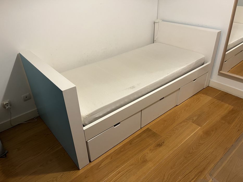 Cama criança com gavetões