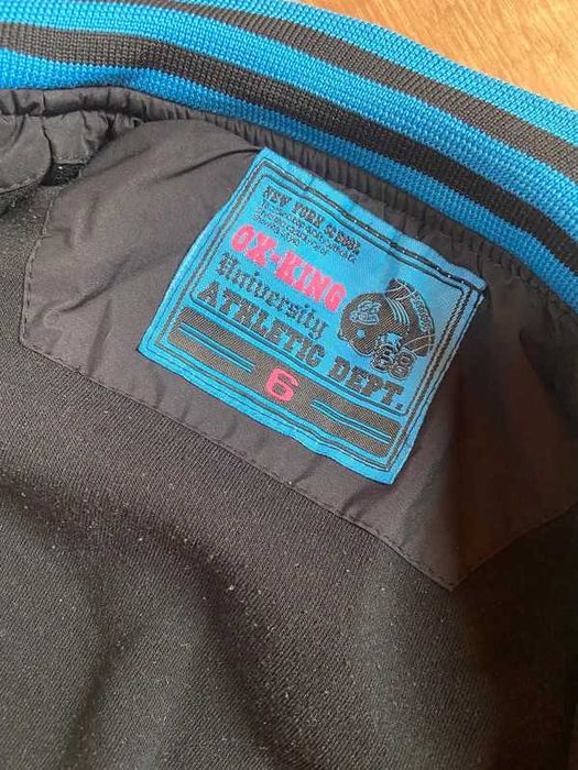 Kurtka chlopieca bomberka lekko ocieplana 110 116 napisy