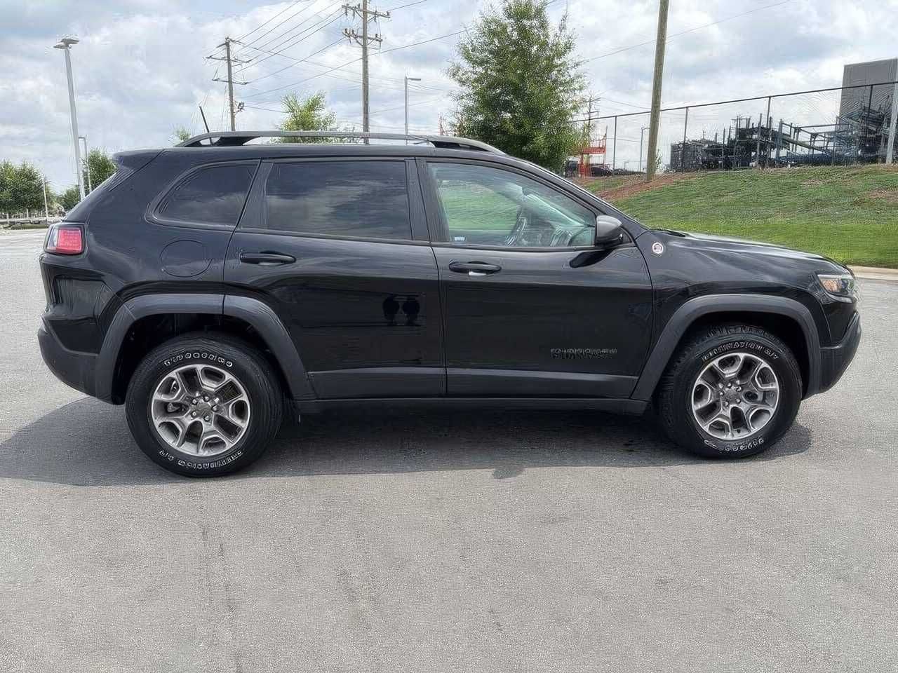 2021 Jeep Cherokee Trailhawk