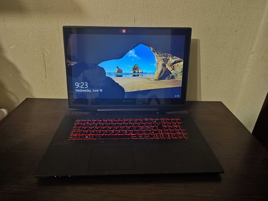 Ноутбук Lenovo Y70-70