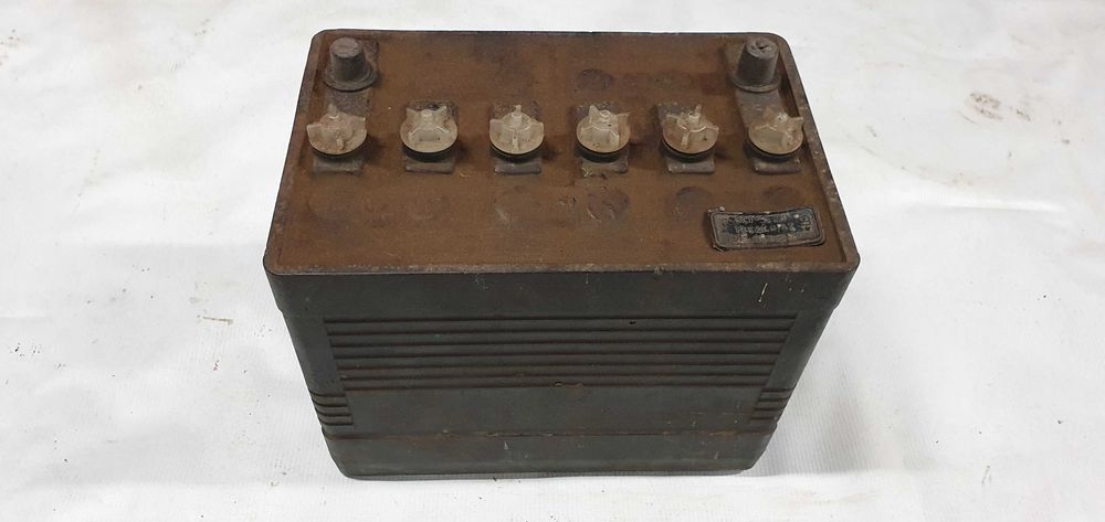 Fabrycznie nowy, niezalany, akumulator 55A 12V 6ST-55 Wołga, Moskwicz