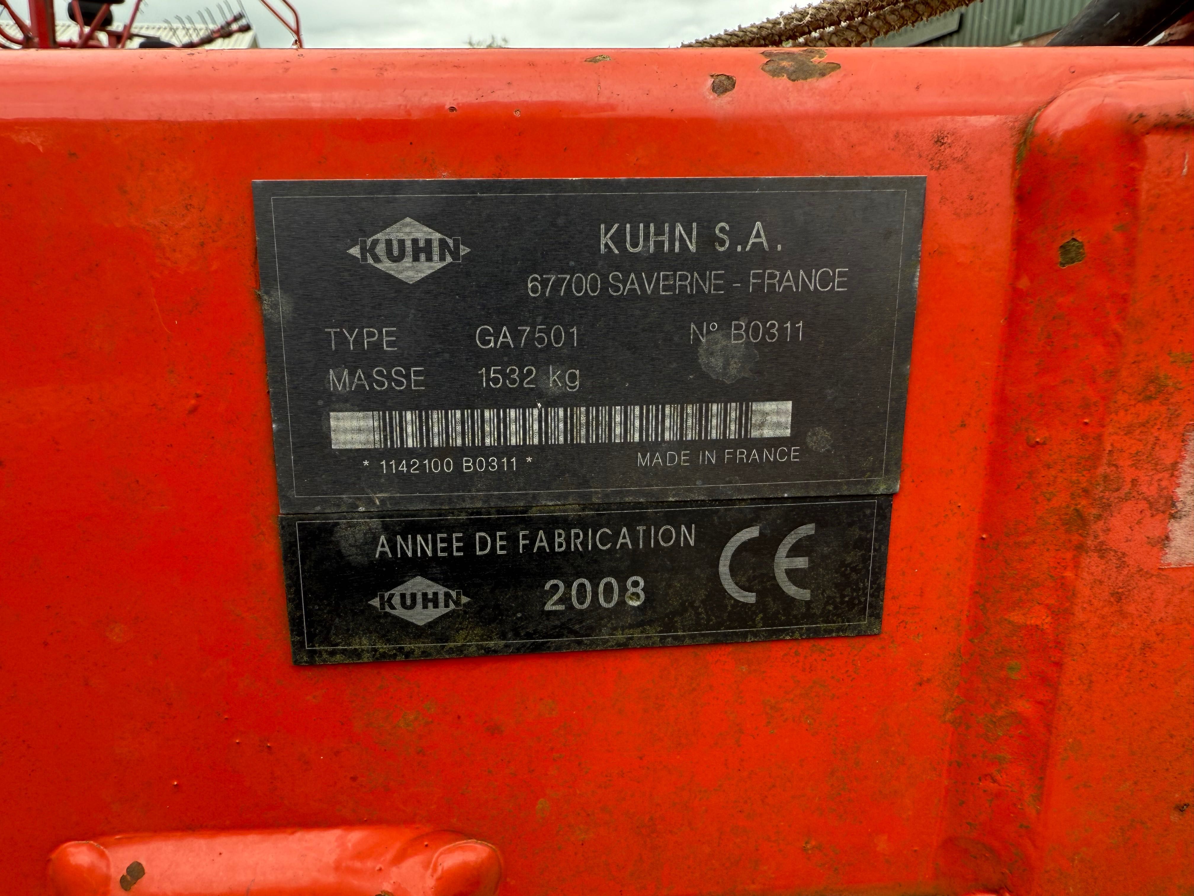 Zgrabiarka karuzelowa 2 gwiazdowa Kuhn GA 7501 (2008 rok)