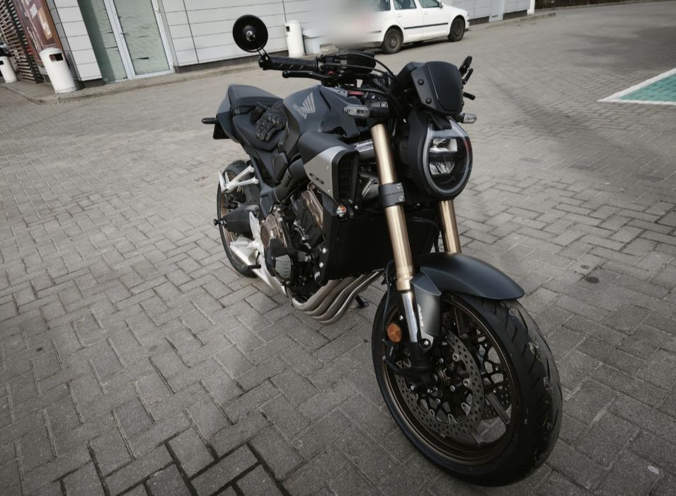 Jak nowy motocykl Honda CB650R 2024, z salonu, na gwarancji