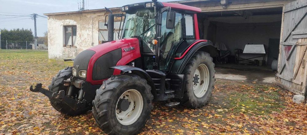 Valtra N92 z polskiej sieci dilerskiej