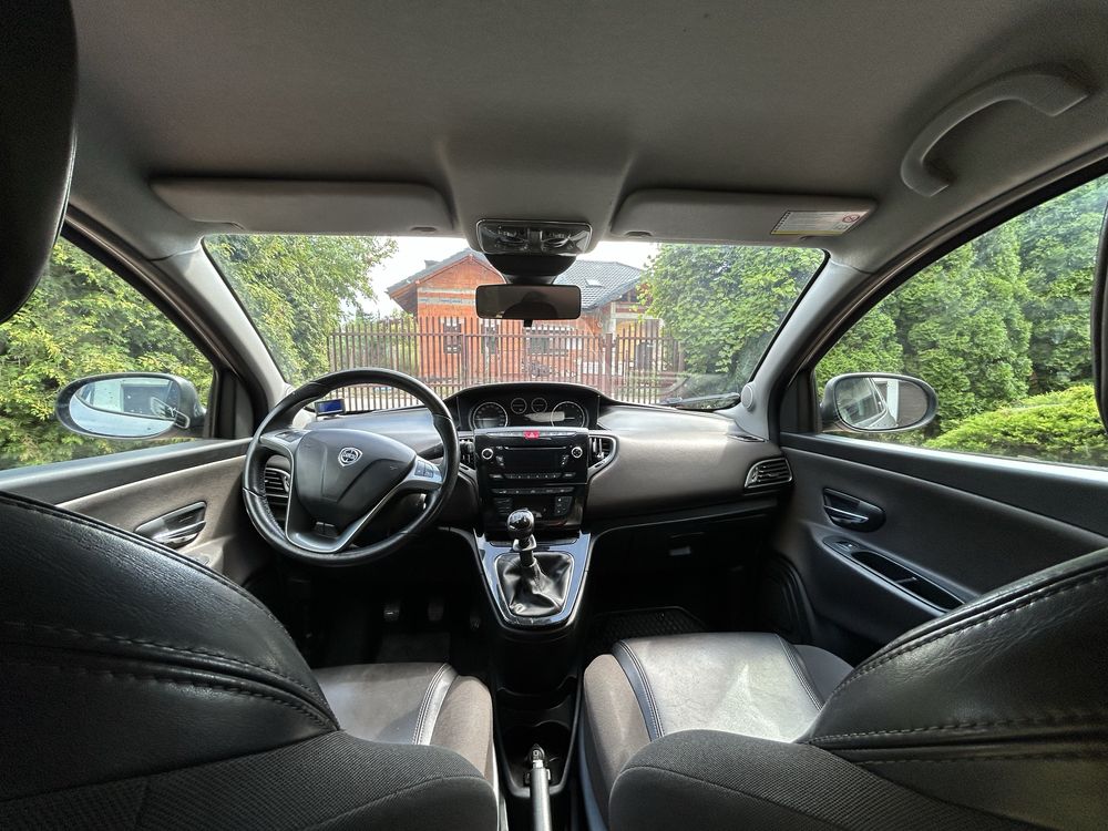 Lancia Ypsilon 0.9 Platinum 2011 pierwszy wlasciciel, salon Polska