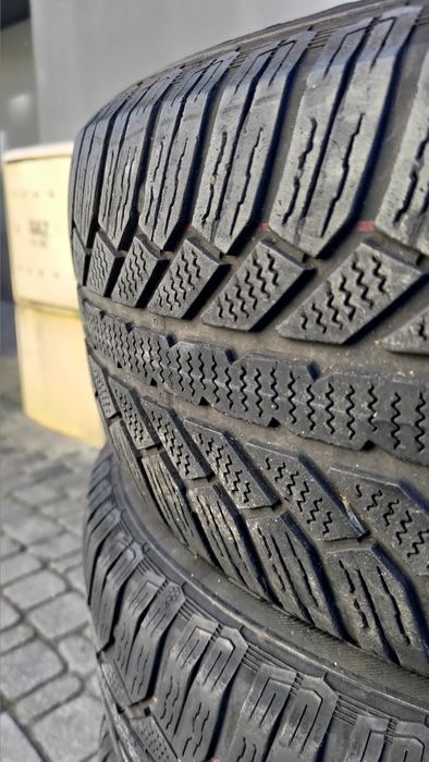 Opony zimowe Semperit 215/65/R17
