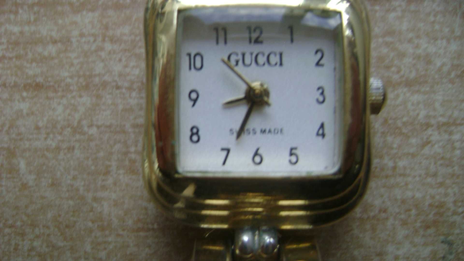 Starocie z PRL - Zegarek damski GUCCI swiss made = do naprawy