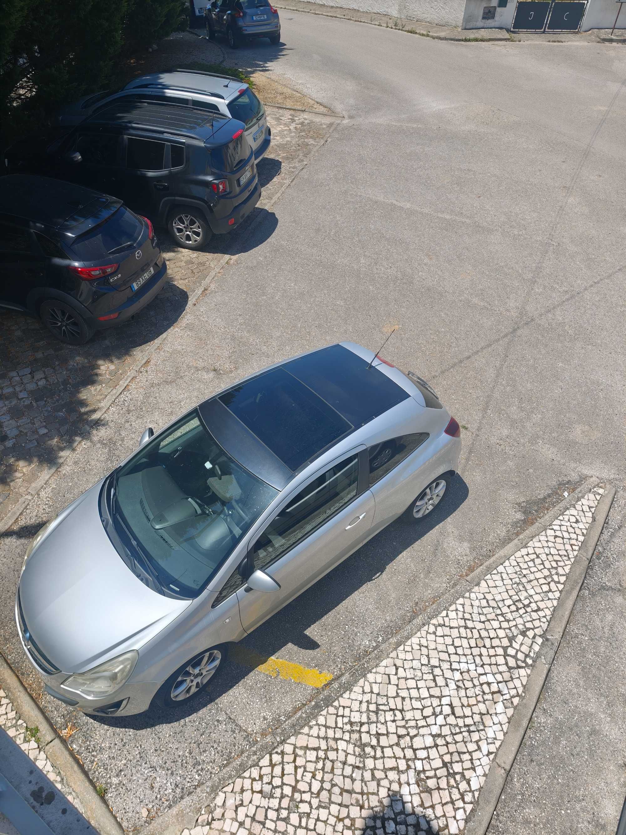 Opel corsa D Street edition 2012 gasolina