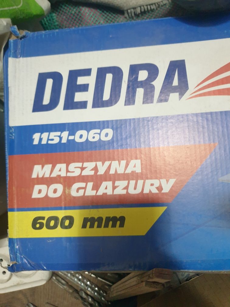 Maszynka ręczna do cięcia płytek Dedra