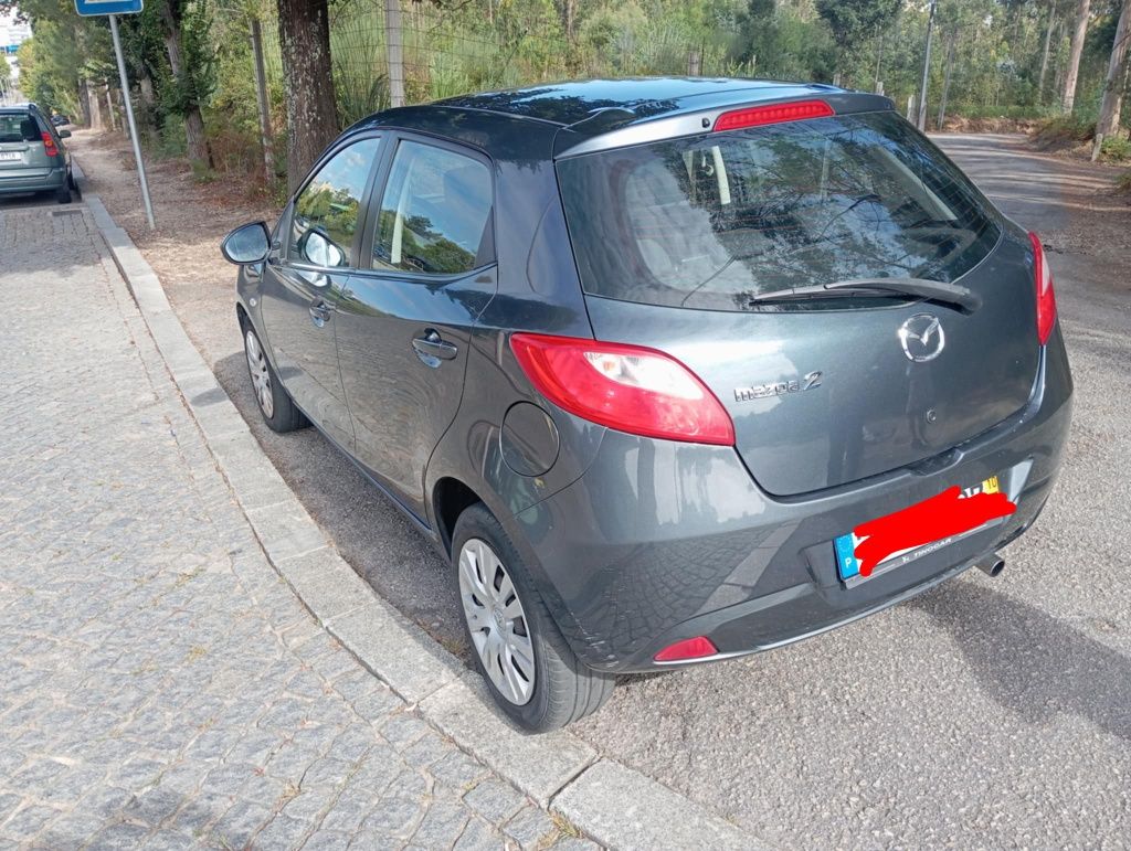 Mazda 2 1.3 160mil KMS com ac 2010