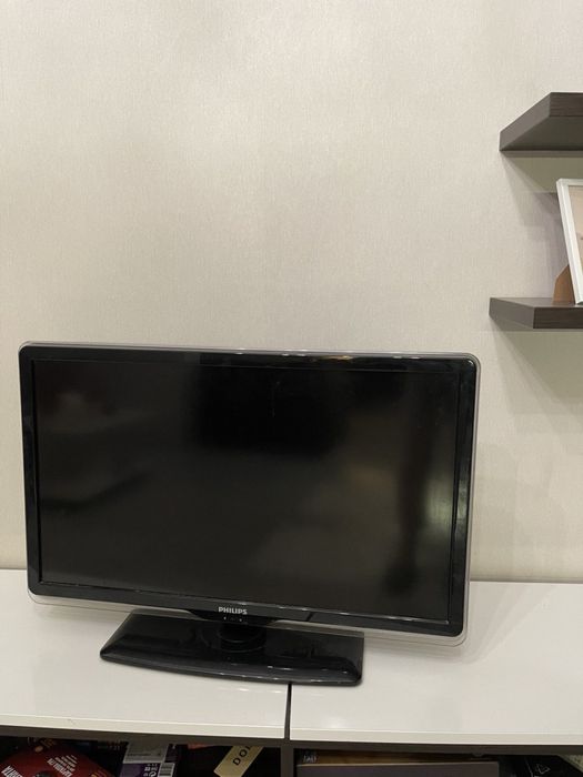 Телевізор Philips 32 дюймів 32PFL7404H/12