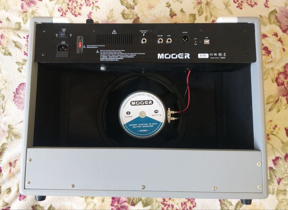 Продам Комбоусилитель mooer sd 75