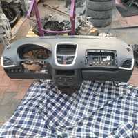 Peugeot 206+ Plus kokpit, nawiewy, ramka radio, nagrzewnica