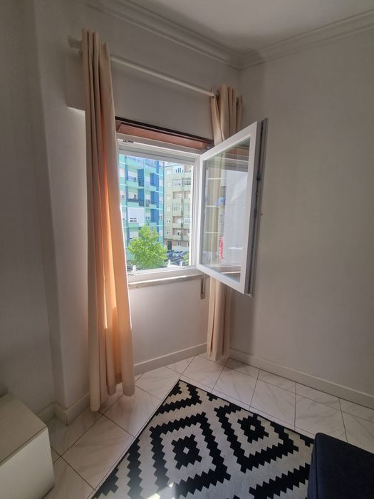 Apartamento T1 Agualva-Cacém (estação) renovado