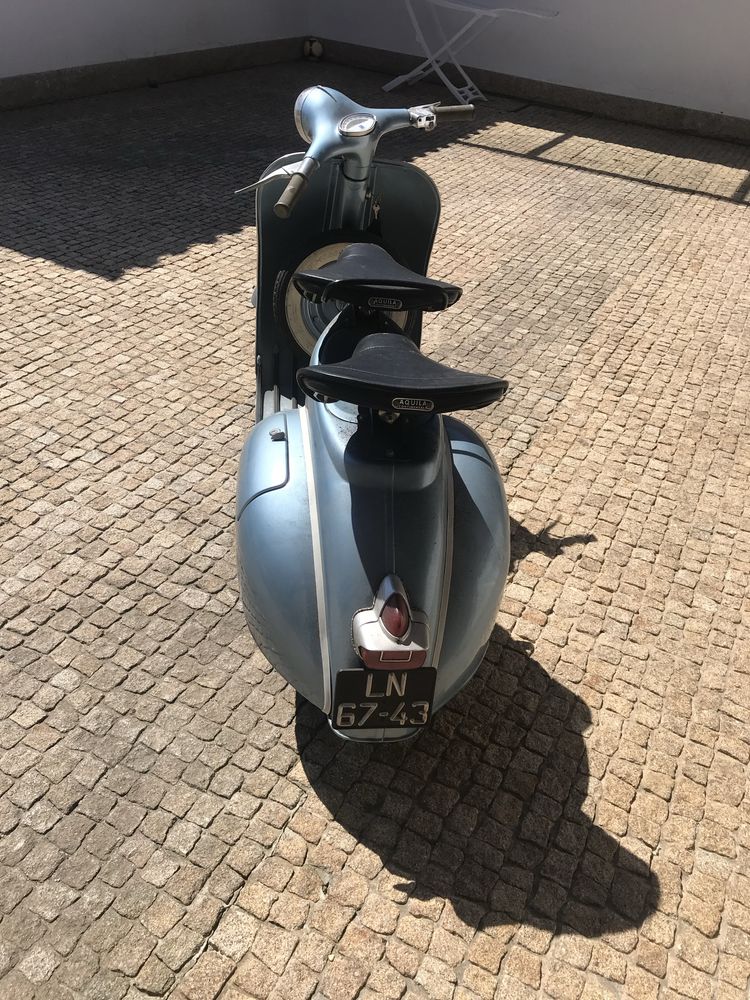 Vespa VBA azul 1960
