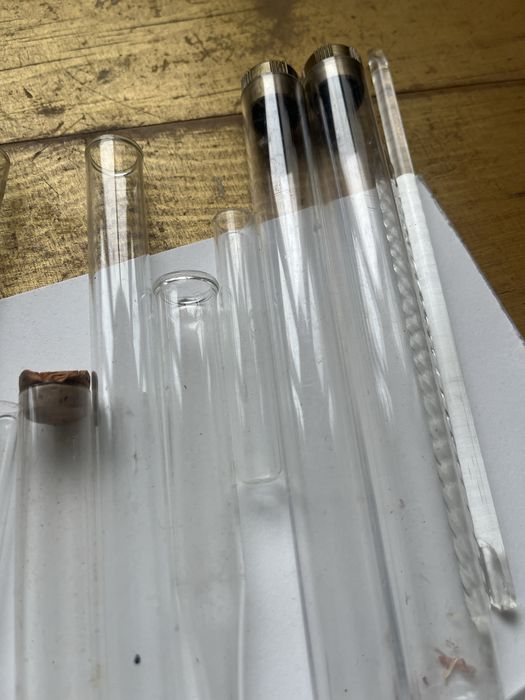 Lote de material de química com tubos de ensaio etc