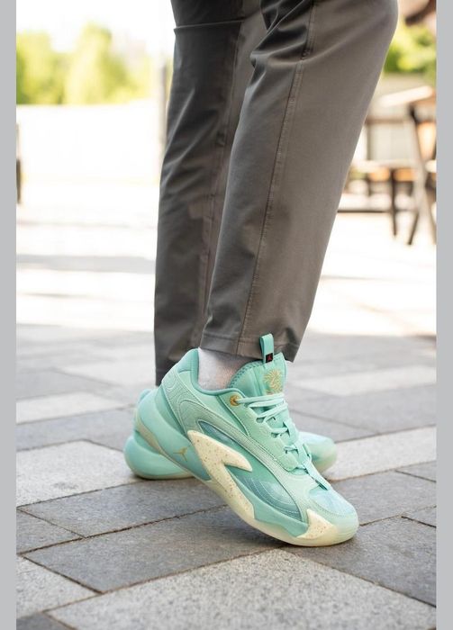 Баскетбольні кросівки Jordan Luka 2