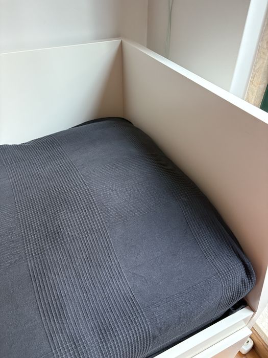 Cama solteiro Ikea + 2 colchões
