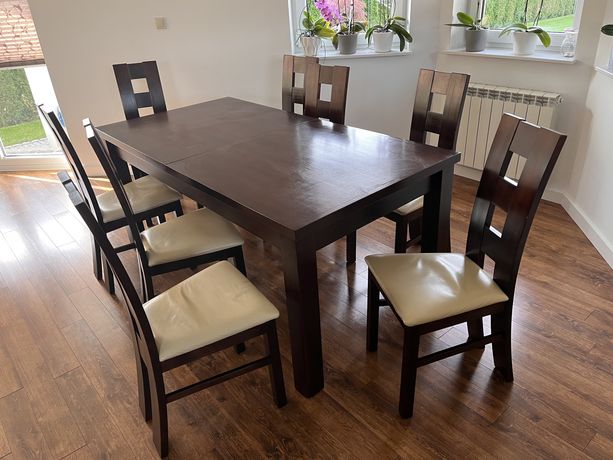 Drewniany stół + 8 krzeseł