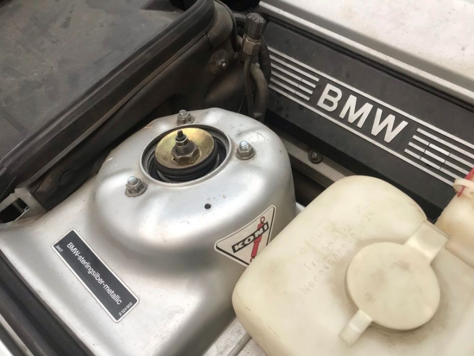 BMW-530i V8  m60b30