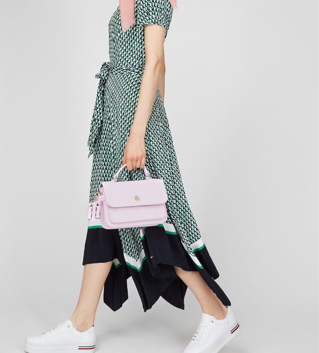 Сумка клач світла рожева через плече кросбоді оригінал tommy hilfiger