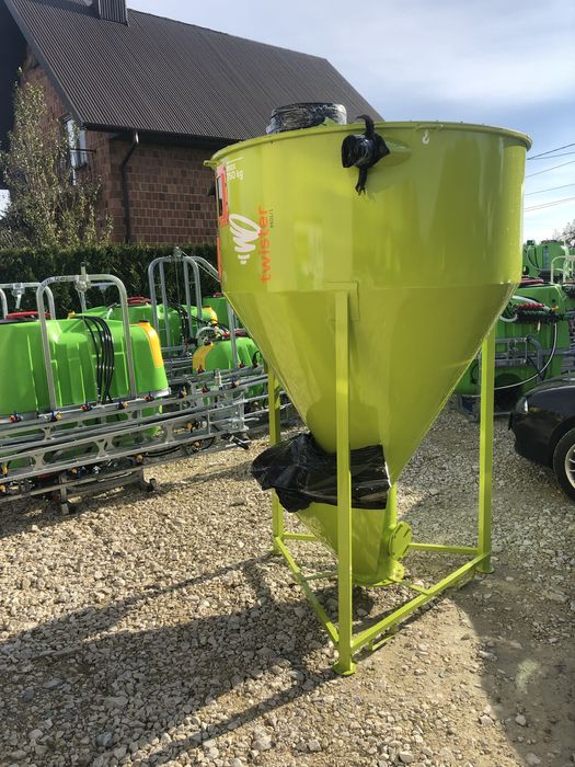 Mieszalnik Pasz ADRAF Śrutownik Ssąco-tłoczący Zestawy Paszowe ślimak