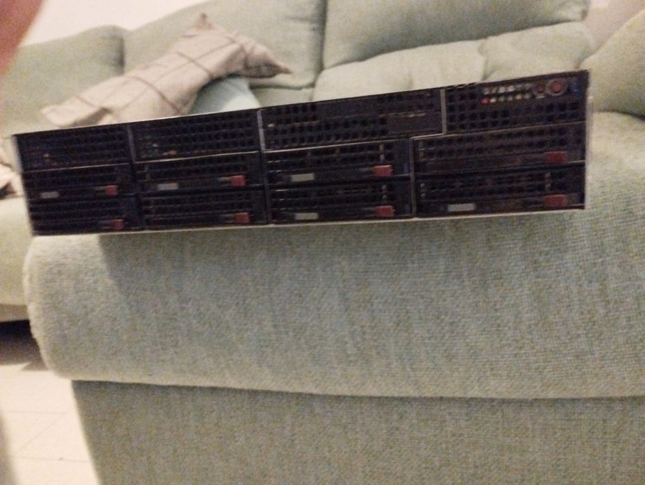 Supermicro X9DAi — (Dual Xeon E5-2600)