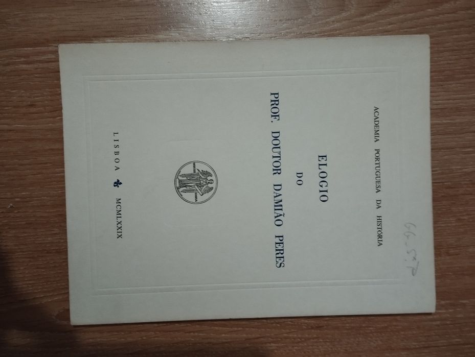 Elogio do Prof. Doutor Damião Peres
1979 broch.; 52 pág. - 10 eur